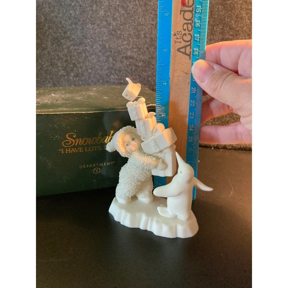 Department 56 Snowbabies I Have Lots To Give Figurine Penguin Gifts 56.68114
